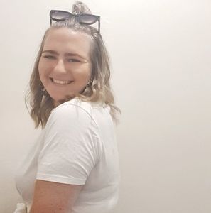 Meet your Posher, Melanie